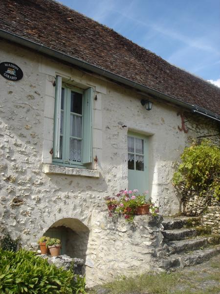 Notre g�te c�t� cour