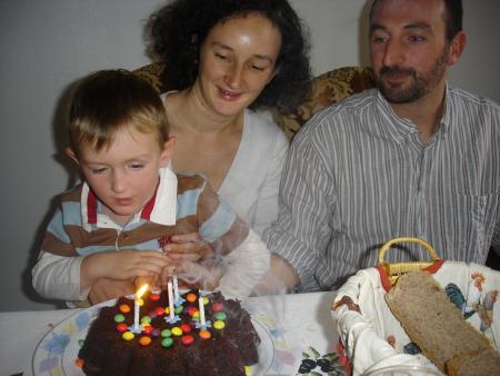 entour� de toute la famille � Tracy